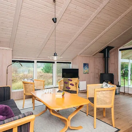 Bright House With Sauna - By Traum *