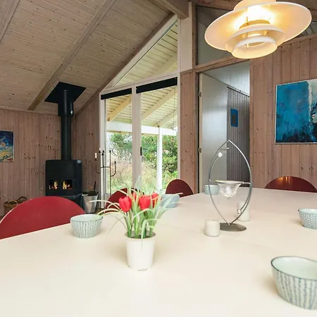 בית נופש Bright House With Sauna - By Traum ויירס סטרנד