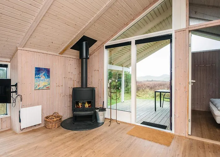 Bright House With Sauna - By Traum Feriehus